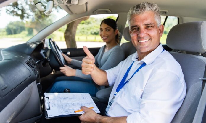 Here's a comprehensive overview covering key aspects of Fast Track Driving Courses in Coventry